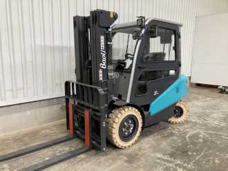 Chariot élévateur d'occasion BAOLI KBE 35 Li G1 -Vorführmaschine ELEKTRO VIERRADFRONTSTAPLER (13027055)