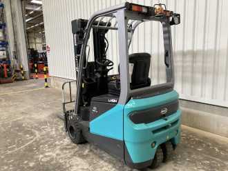 Chariot élévateur d'occasion BAOLI KBET 18 Li G1 ELEKTRO DREIRADFRONTSTAPLER (13044032)
