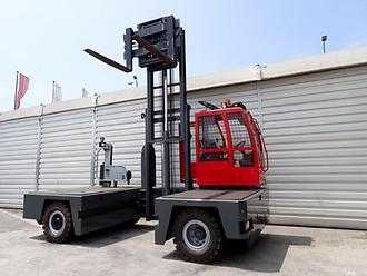 Chariot élévateur d'occasion BAUMANN GX 70.65/16-14/40 ST DIESEL SEITENSTAPLER (12964823)