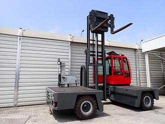 Chariot élévateur d'occasion BAUMANN GX 70.65/16-14/40 ST DIESEL SEITENSTAPLER (12964823)