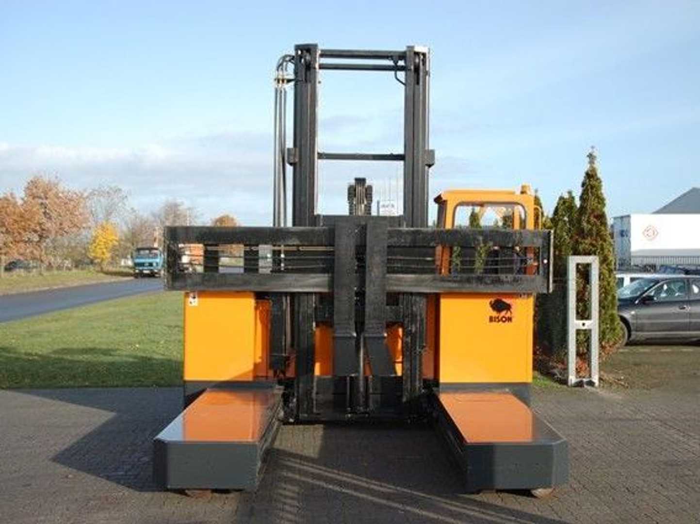 Chariot élévateur d'occasion BISON 5004-4 ELEKTRO VIERWEGESTAPLER (12849051)