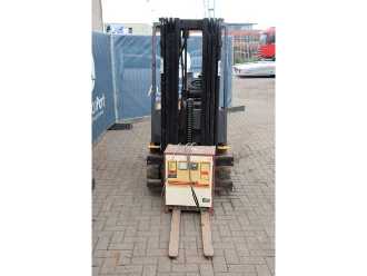 Chariot élévateur d'occasion BOSS SJ13-70MK V/A-1 ELEKTRO VIERRADFRONTSTAPLER (13062985)