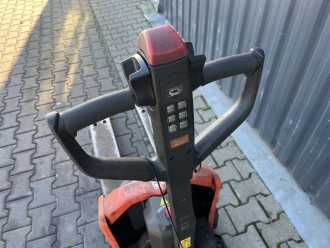 Chariot élévateur d'occasion BT LHE130 ELEKTRO NIEDERHUBWAGENDEICHSEL (13075454)