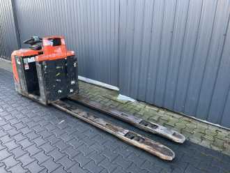 Chariot élévateur d'occasion BT OSE250 ELEKTRO NIEDERHUBKOMMISSIONIERER (13008930)