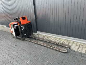 Chariot élévateur d'occasion BT OSE250 ELEKTRO NIEDERHUBKOMMISSIONIERER (13065977)