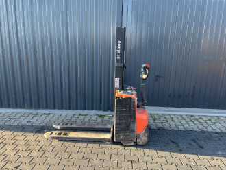 Chariot élévateur d'occasion BT SWE080L ELEKTRO HOCHHUBWAGENDEICHSEL (13075459)