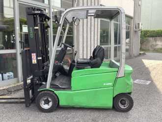 Chariot élévateur d'occasion CESAB B420 ELEKTRO VIERRADFRONTSTAPLER (13038640)