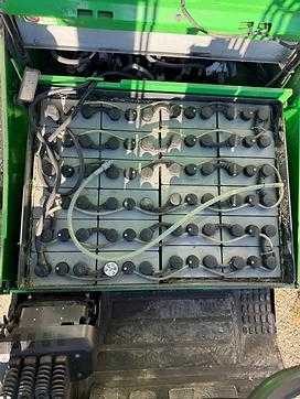 Chariot élévateur d'occasion CESAB BLITZ B418 ELEKTRO VIERRADFRONTSTAPLER (12983264)