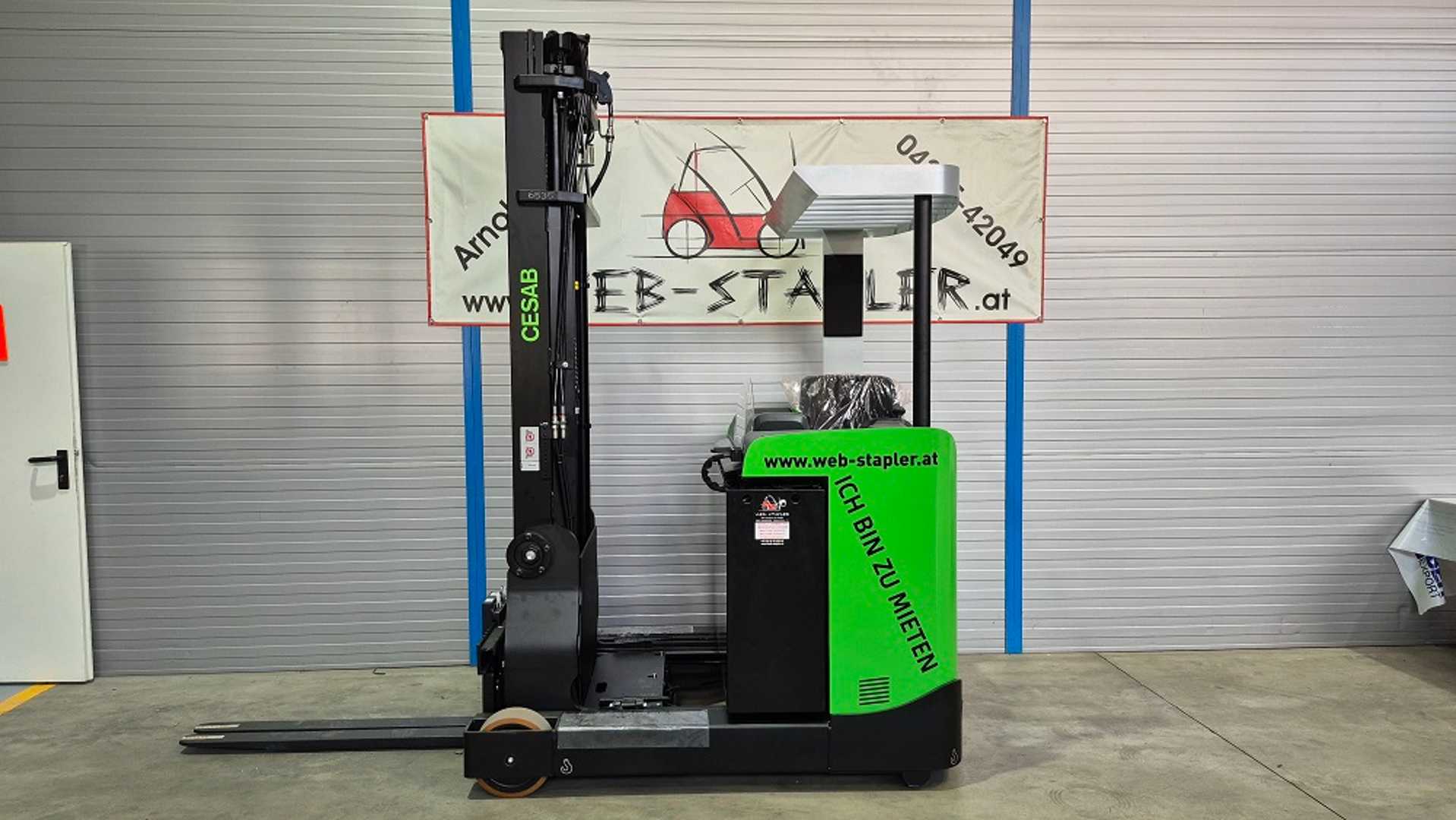 Chariot élévateur d'occasion CESAB R114 ELEKTRO SCHUBMASTSTAPLER (13057812)