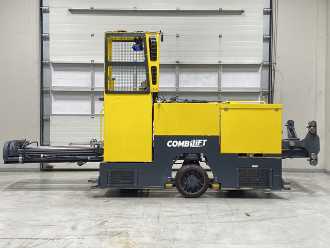 Chariot élévateur d'occasion COMBILIFT C3000STE ELEKTRO VIERRADFRONTSTAPLER (13031535)