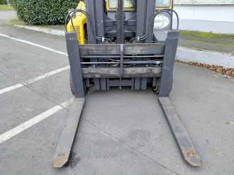 Chariot élévateur d'occasion COMBILIFT C4000 GAS VIERWEGESTAPLER (13011233)