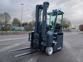 Chariot élévateur d'occasion COMBILIFT CBE3000 ELEKTRO VIERWEGESTAPLER (12773150)