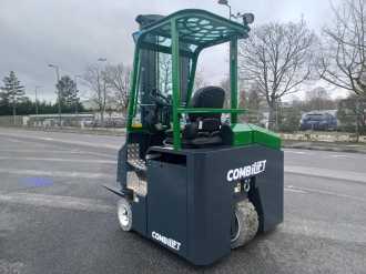Chariot élévateur d'occasion COMBILIFT CBE3000 ELEKTRO VIERWEGESTAPLER (12773150)