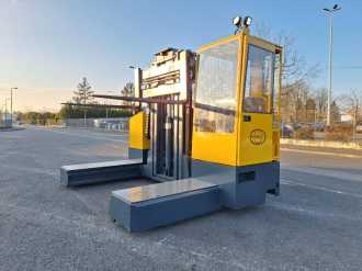 Chariot élévateur d'occasion COMBILIFT ESL3545 ELEKTRO VIERWEGESTAPLER (12811802)