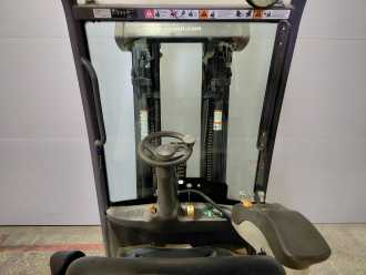 Chariot élévateur d'occasion CROWN SCF6040-16 ELEKTRO VIERRADFRONTSTAPLER (13037917)