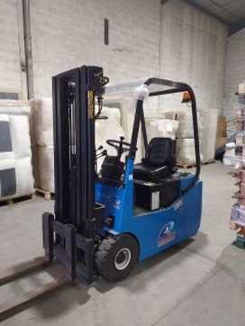 Chariot élévateur d'occasion CTC chariot �l�vateur � fourches ELEKTRO VIERRADFRONTSTAPLER (13029244) backdrop
