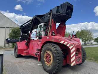 Chariot élévateur d'occasion CVS_FERRARI F479.5 DIESEL REACHSTACKER (12891927)
