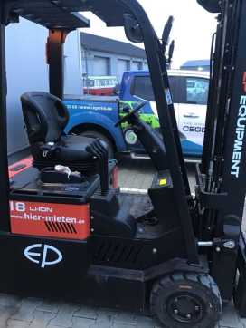 Chariot élévateur d'occasion EP CPD18TVL ELEKTRO DREIRADFRONTSTAPLER (12833489)