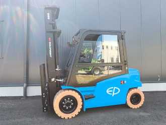 Chariot élévateur d'occasion EP CPD50L1 NEUMASCHINE ELEKTRO VIERRADFRONTSTAPLER (13057336)