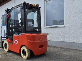 Chariot élévateur d'occasion EP EFL 201 ELEKTRO VIERRADFRONTSTAPLER (12988882)