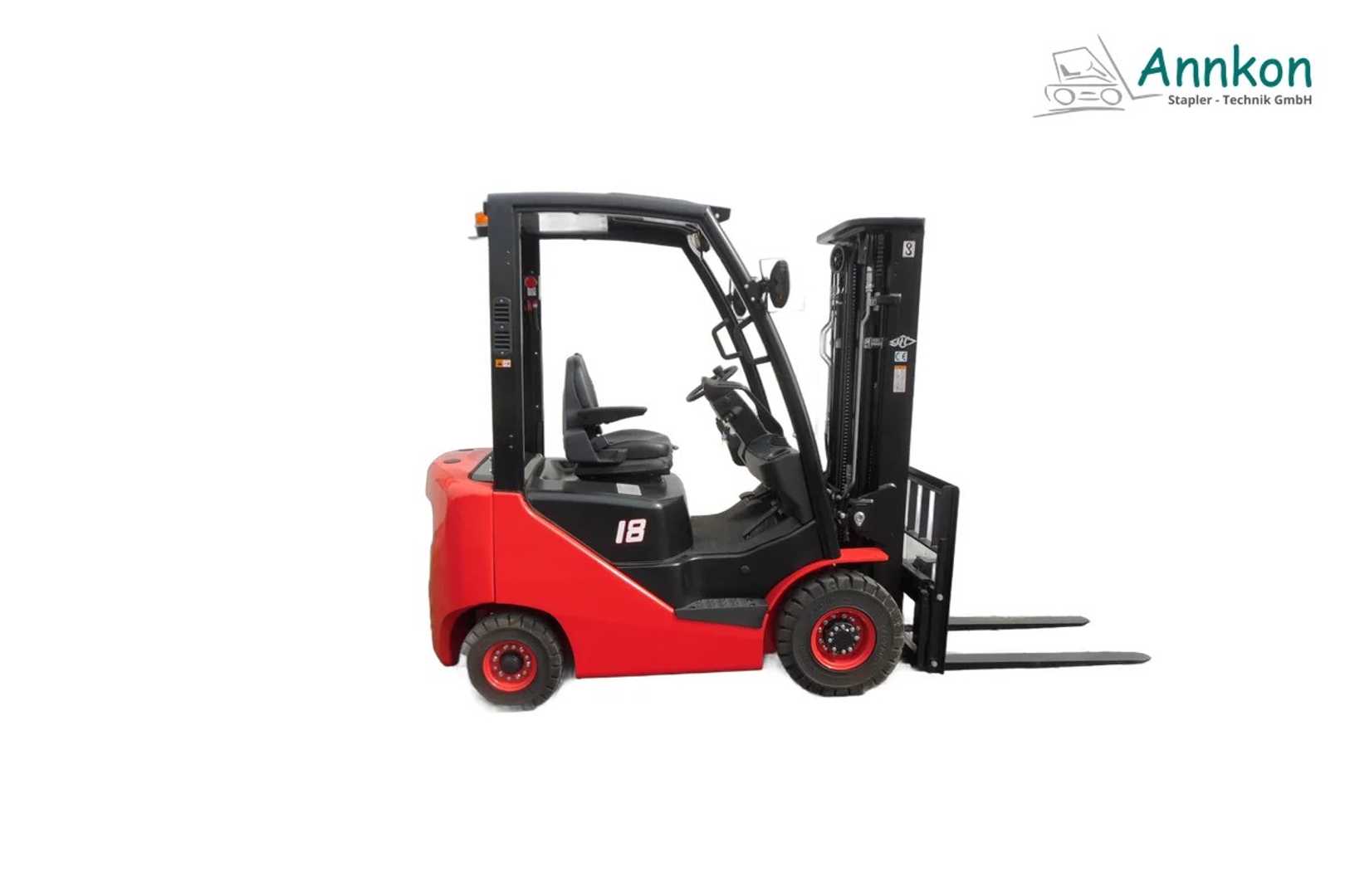 Chariot élévateur d'occasion HANGCHA CPCD18-XH7F DIESEL VIERRADFRONTSTAPLER (13066968)
