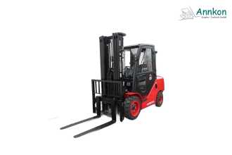 Chariot élévateur d'occasion HANGCHA CPCD35-XH7F DIESEL VIERRADFRONTSTAPLER (13066962)