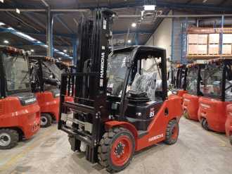 Chariot élévateur d'occasion HANGCHA XF35G GAS VIERRADFRONTSTAPLER (12732452)