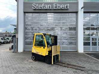Chariot élévateur d'occasion HYSTER 4.45m / 2.107h / SS DIESEL VIERRADFRONTSTAPLER (13056393)