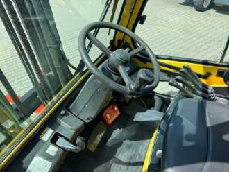 Chariot élévateur d'occasion HYSTER H 5.5XM Diesel / Full cabin / Only 6135 hours / Forks Positioner DIESEL VIERRADFRONTSTAPLER (13063239)