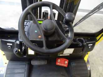 Chariot élévateur d'occasion HYSTER H5.0FT - Container-Indoor-Stapler -TRIPLEX DIESEL VIERRADFRONTSTAPLER (12870509)