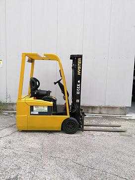 Chariot élévateur d'occasion HYSTER J1.60XMT ELEKTRO DREIRADFRONTSTAPLER (12921341)