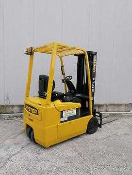 Chariot élévateur d'occasion HYSTER J1.60XMT ELEKTRO DREIRADFRONTSTAPLER (12921341)