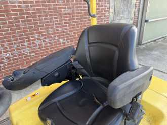 Chariot élévateur d'occasion HYSTER J2.0XN LWB ELEKTRO VIERRADFRONTSTAPLER (13072163)