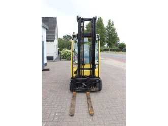 Chariot élévateur d'occasion HYSTER J2.0XNT MWB ELEKTRO VIERRADFRONTSTAPLER (13065059)