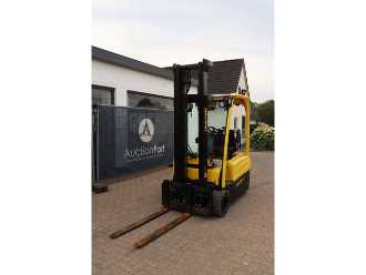 Chariot élévateur d'occasion HYSTER J2.0XNT MWB ELEKTRO VIERRADFRONTSTAPLER (13065059)