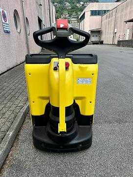 Chariot élévateur d'occasion HYSTER P2.0 AC ELEKTRO NIEDERHUBWAGENFAHRERSTAND (12907201)