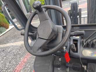 Chariot élévateur d'occasion JAC CPQYD25 GAS VIERRADFRONTSTAPLER (13073021)