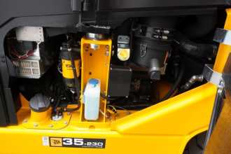 Chariot élévateur d'occasion JCB TLT35-23D DIESEL TELESKOPARMSTAPLER (12997852)