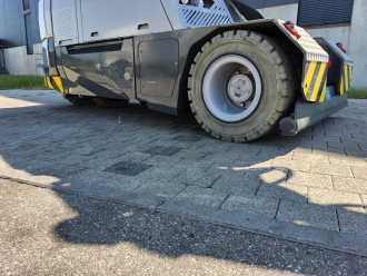 Chariot élévateur d'occasion JMG MC 130S ELEKTRO WEITERE (13061807)