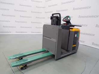 Chariot élévateur d'occasion JUNGHEINRICH ECE 220 HP 115-54 ELEKTRO NIEDERHUBWAGENFAHRERSTAND (13009969)