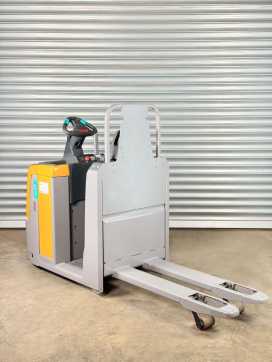 Chariot élévateur d'occasion JUNGHEINRICH ECE 225 ECE 225 - Service Neu - Batterie 82% ELEKTRO HOCHHUBKOMMISSIONIERER (12995846)