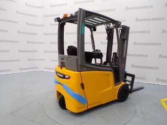 Chariot élévateur d'occasion JUNGHEINRICH EFG 218k SP GE 120-290 ZZ ELEKTRO VIERRADFRONTSTAPLER (12986265)