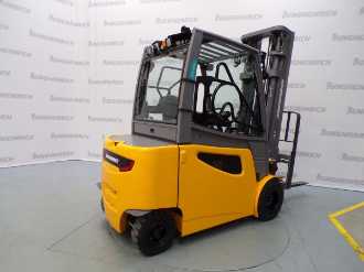 Chariot élévateur d'occasion JUNGHEINRICH EFG 430 MP GE 115-600 DZ ELEKTRO VIERRADFRONTSTAPLER (13006544)
