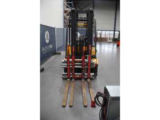 Chariot élévateur d'occasion JUNGHEINRICH EFG-Vac25 ELEKTRO VIERRADFRONTSTAPLER (13033569)