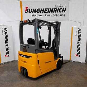 Chariot élévateur d'occasion JUNGHEINRICH EFG216k ELEKTRO DREIRADFRONTSTAPLER (13045715)
