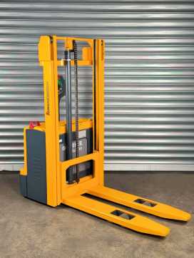 Chariot élévateur d'occasion JUNGHEINRICH EJC 110 EJC 110 - Service Neu- 2.9m Hub- int. Lader ELEKTRO HOCHHUBWAGENDEICHSEL (13008628)