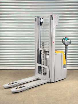 Chariot élévateur d'occasion JUNGHEINRICH EJC 112 EJC 112 - Service Neu - 2.9m - Batteire 80% ELEKTRO HOCHHUBWAGENDEICHSEL (13008626) backdrop