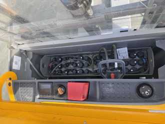 Chariot élévateur d'occasion JUNGHEINRICH EJC 112RK Rampenhub Baujahr 2018 Hubhöhe 2,9M ELEKTRO HOCHHUBWAGENDEICHSEL (13074928)