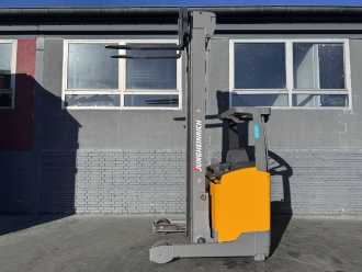 Chariot élévateur d'occasion JUNGHEINRICH ETV 216 Baujahr 2017 / HH 9,41M /Akku /TOP ZUSTAND ELEKTRO SCHUBMASTSTAPLER (13076308)