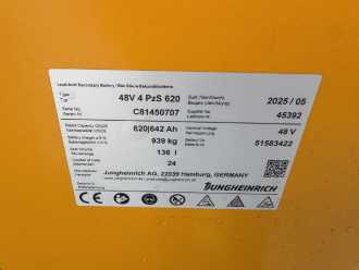 Chariot élévateur d'occasion JUNGHEINRICH ETV 216 Baujahr 2017 / HH 9,41M /Akku /TOP ZUSTAND ELEKTRO SCHUBMASTSTAPLER (13076308)